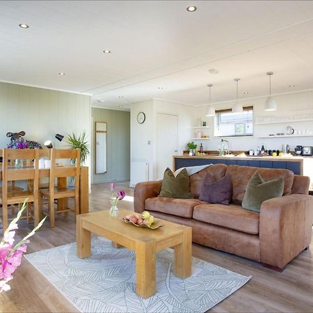Whileaway Lodge, Strawberryfield Park Cheddar Esterno foto